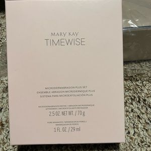 Microdermabrasion set from Mary Kay